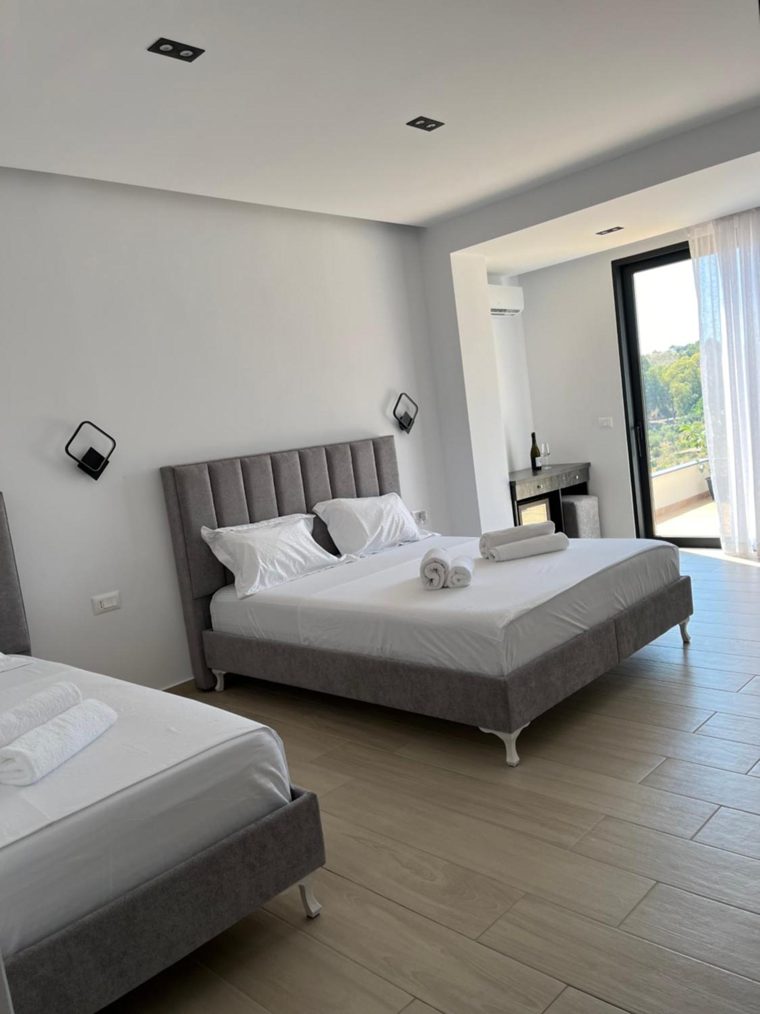 Del Mare Hotel Sarandë Exterior foto