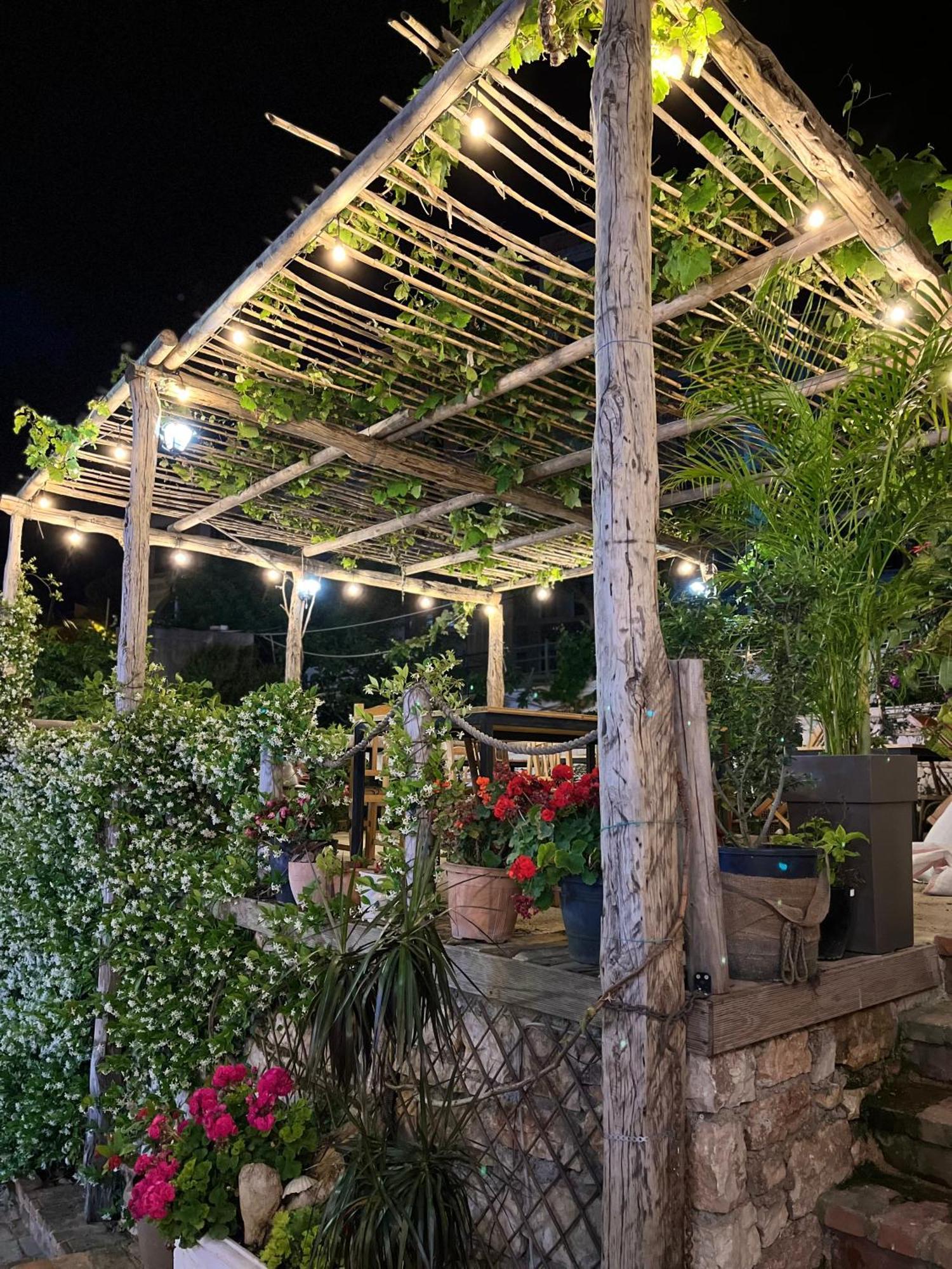 Del Mare Hotel Sarandë Exterior foto